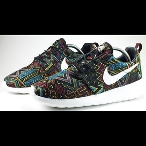 Nike Women Roshe One BHM Collection